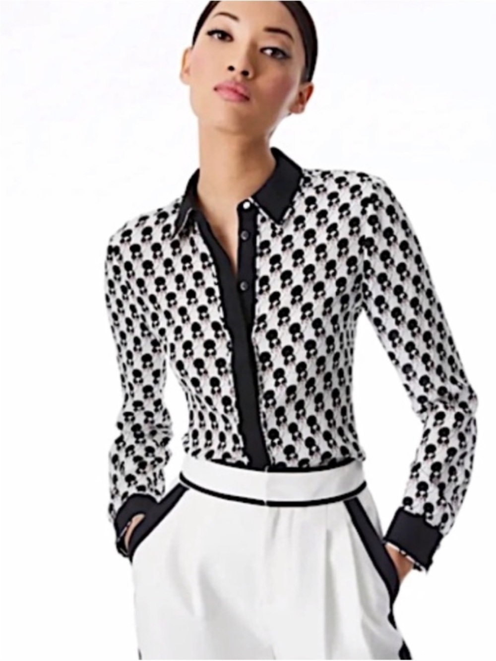 Alice + Olivia Black and White Printed Button-Down Shirt